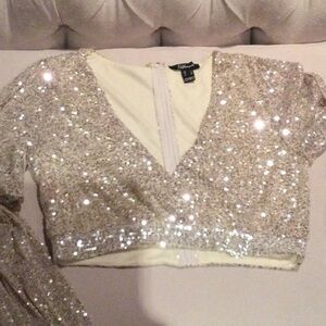 Revamped glittery sequins cropped top in M